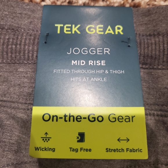 NWT Tek Gear Women's Joggers in Medium - Picture 4 of 4